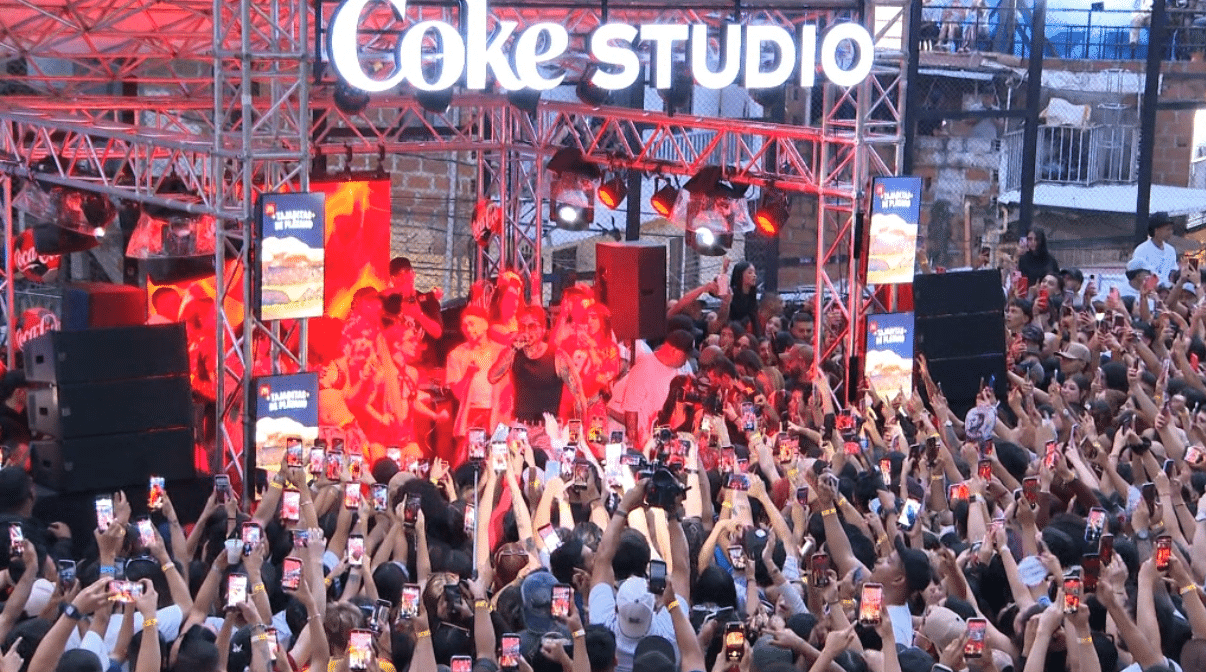 Así se vivió el show de Reykon en la comuna 13