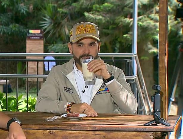 Abelardo de la Espriella probó el claro con bocadillo y esto fue lo que dijo de este manjar antioqueño