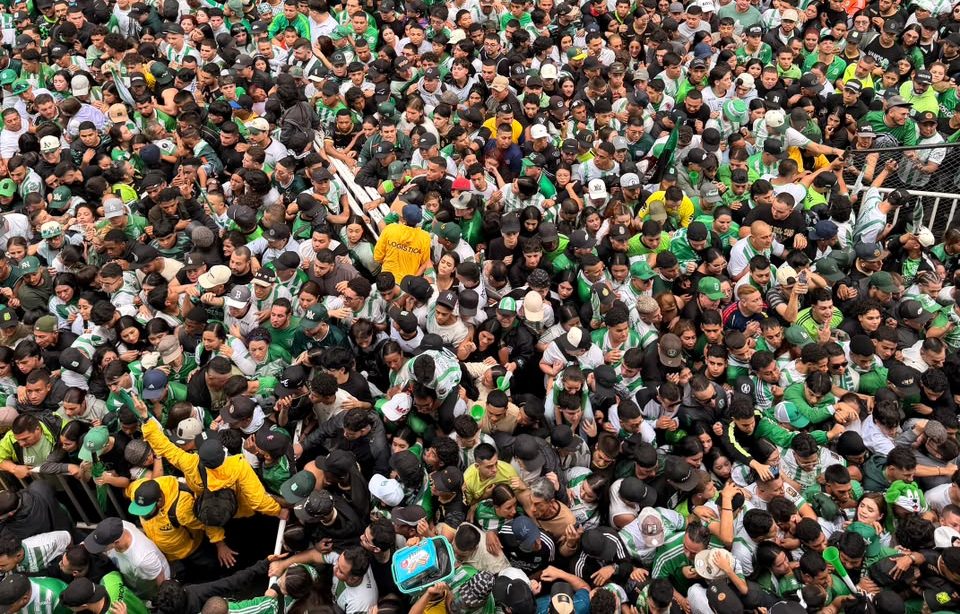 Banderazo verdolaga: el Atanasio se tiñe de verde, miles de aficionados acompañan a Nacional antes de la final