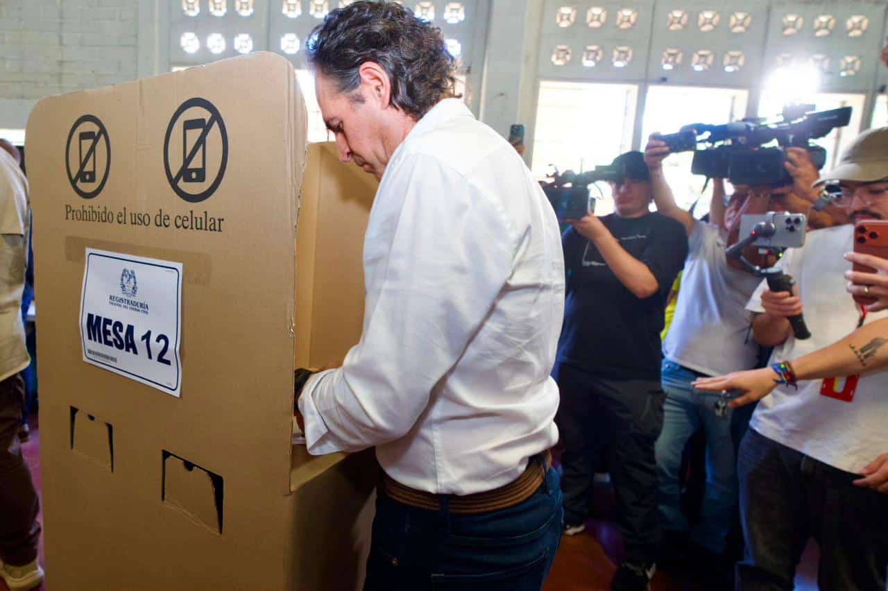 El mensaje que envió el alcalde de Medellín tras ejercer su derecho al voto