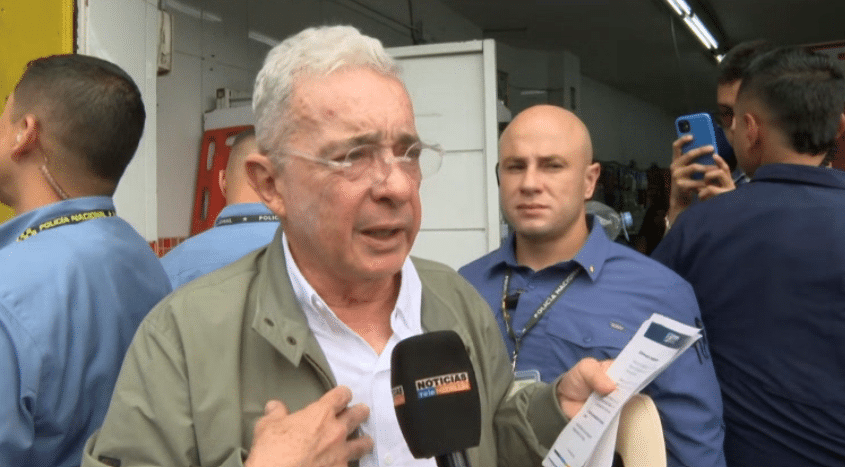Esto fue lo que hablaron el expresidente Álvaro Uribe y el candidato Abelardo de la Espriella
