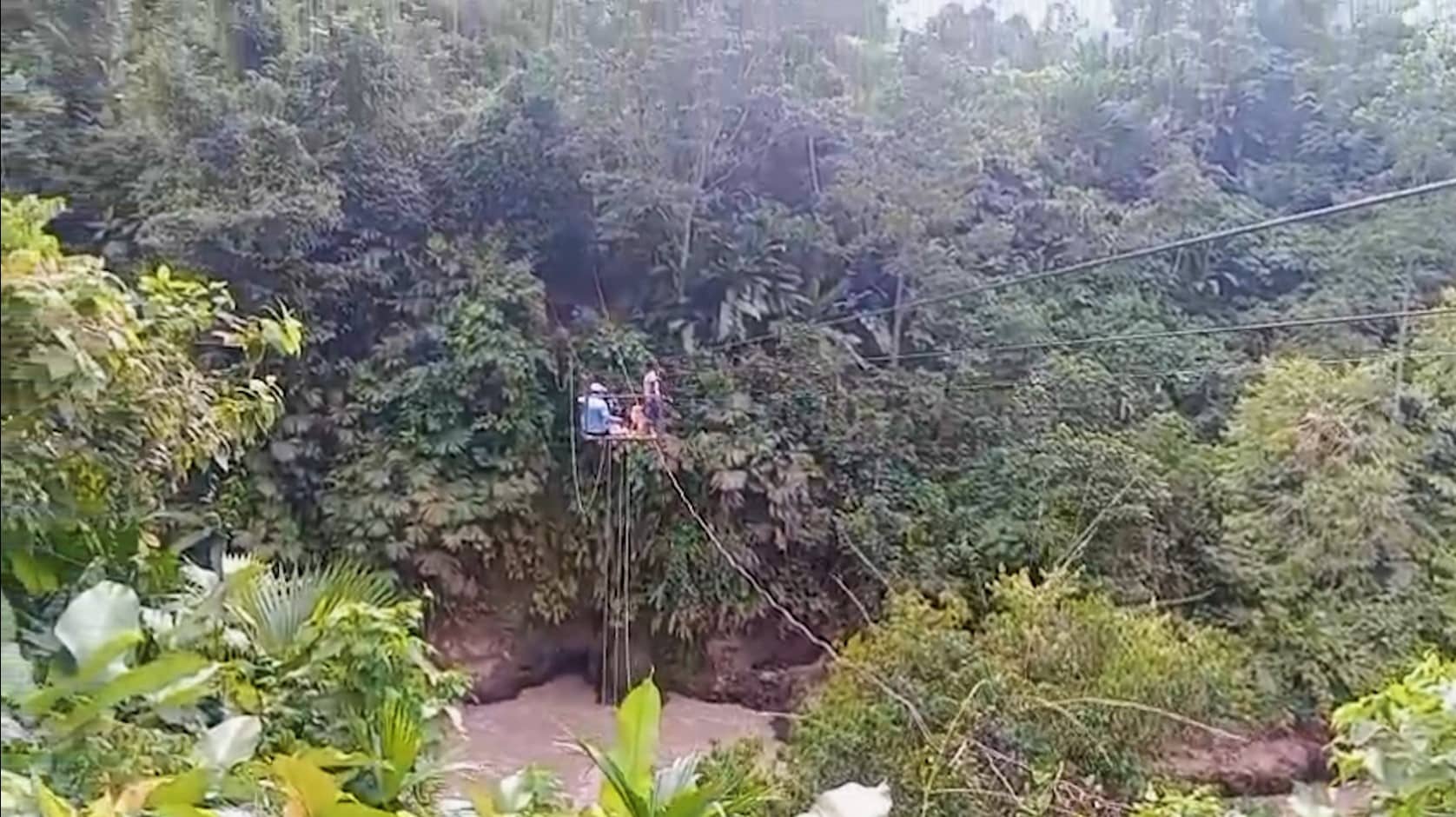 Hallan en Mutatá el cuerpo de la joven que cayó desde una garrucha al atravesar el río Sucio en Dabeiba