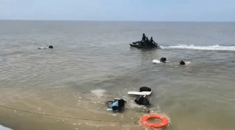 Rescatan a diez personas tras el naufragio de una embarcación en el Golfo de Urabá