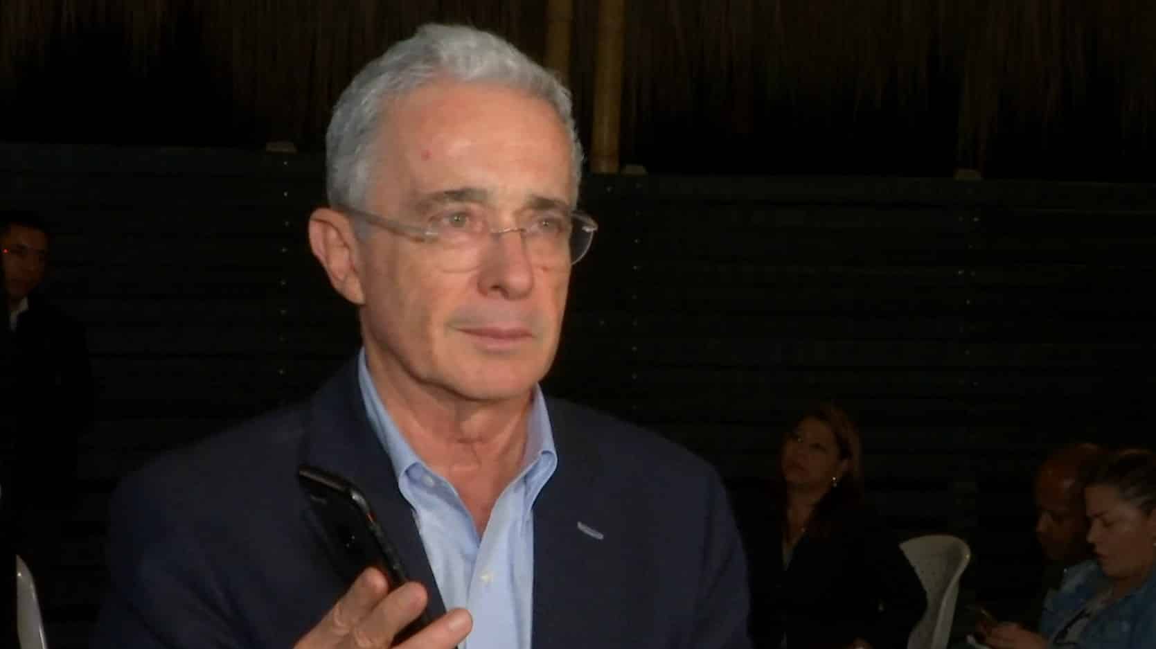 Uribe se pronunció tras llamado a indagatoria por casos de hace más de 30 años y habla de una “trama electoral”