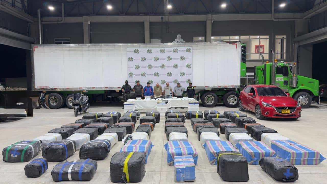 Incautan cerca de dos toneladas de marihuana en Medellín