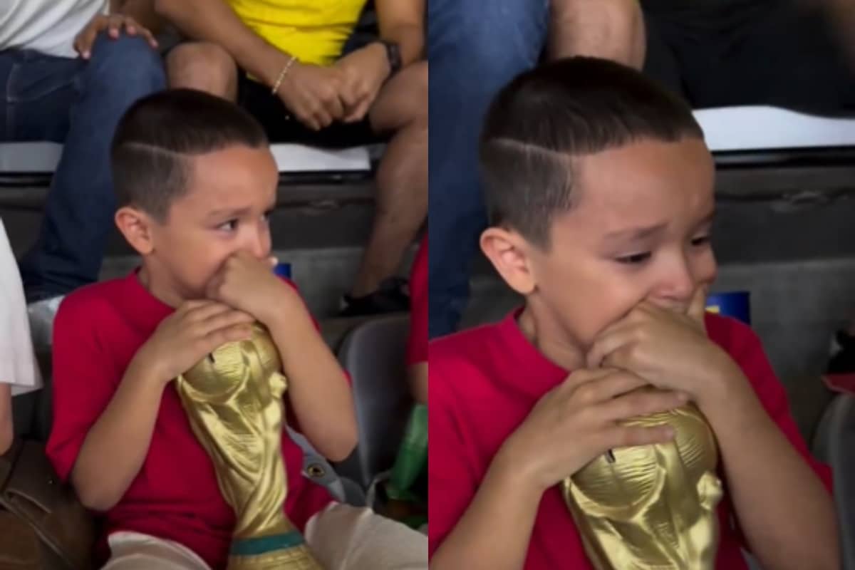 ¡No es solo fútbol! Hinchas colombianos animaron a niño uzbeko que lloraba desconsolado