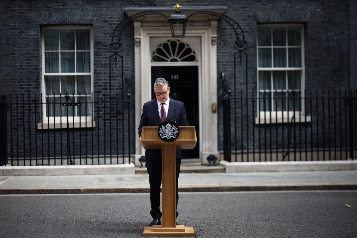 La renuncia de Keir Starmer: un nuevo capítulo en la inestabilidad política del Reino Unido