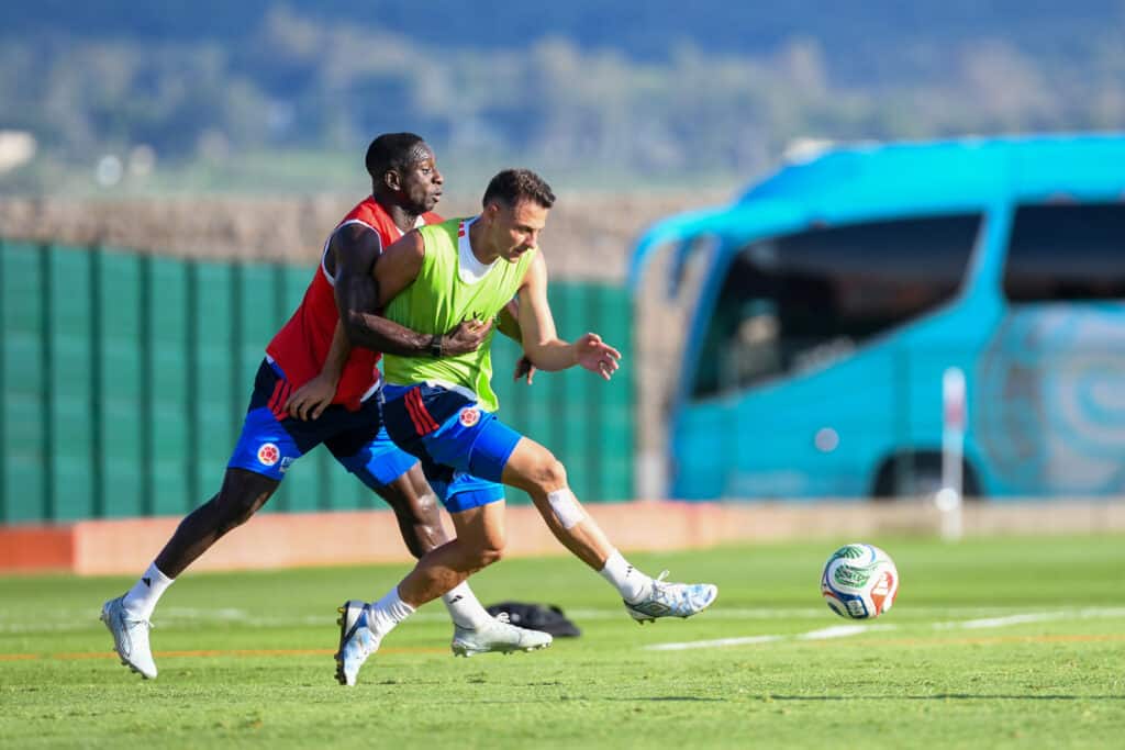 Entrenamiento de la Selección Colombia en Guadalajara: Preparativos para el Mundial