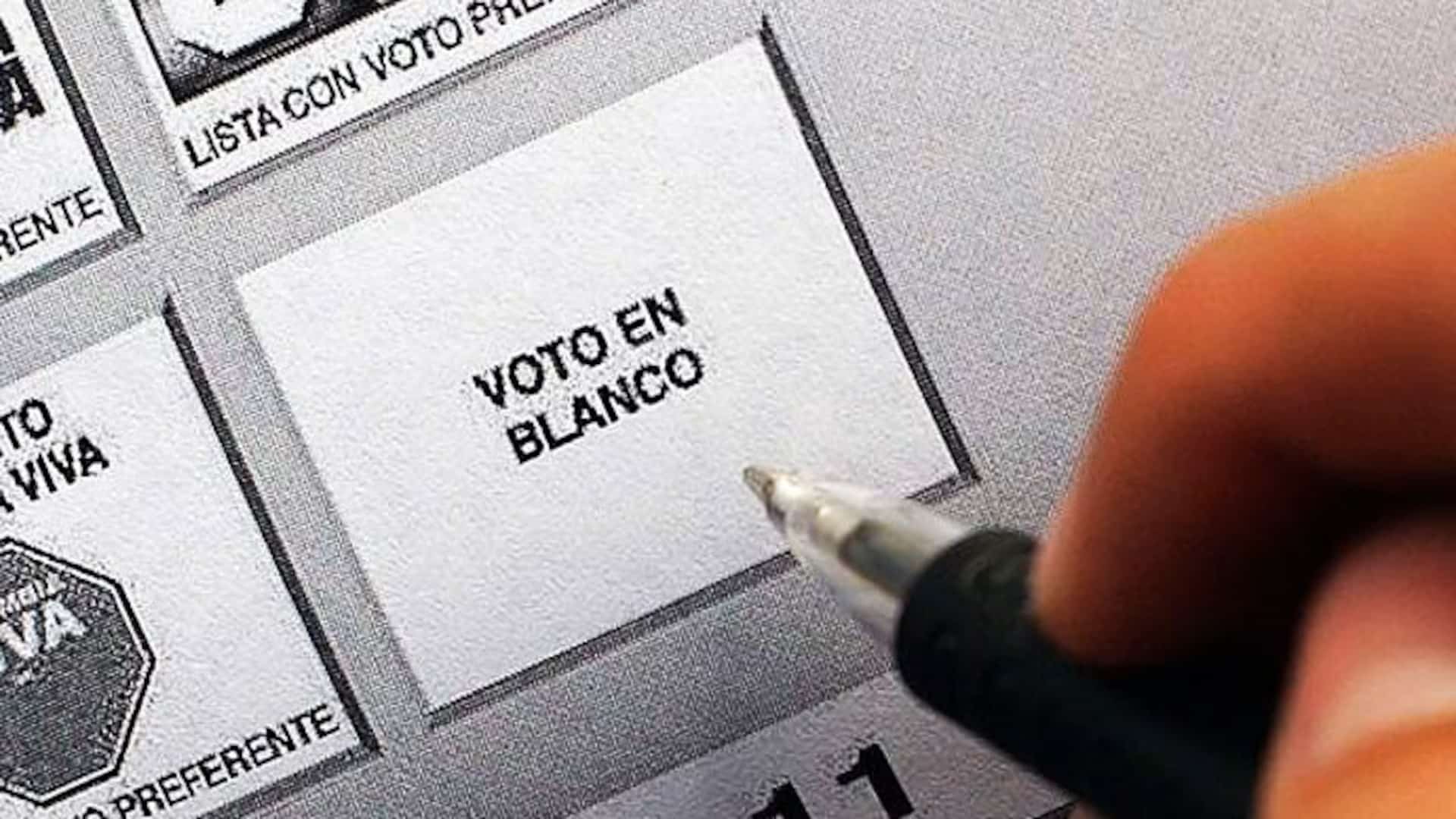 ¿Qué pasa si gana el voto en blanco en la segunda vuelta presidencial en Colombia?