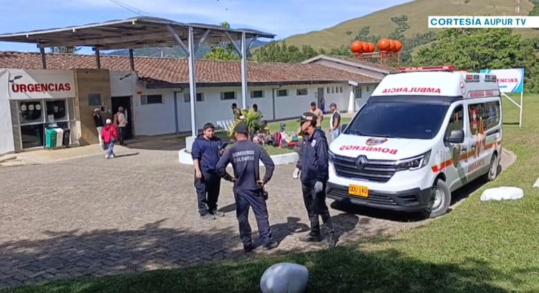 Accidente de camioneta en la vía Urrao – Caicedo deja varios heridos