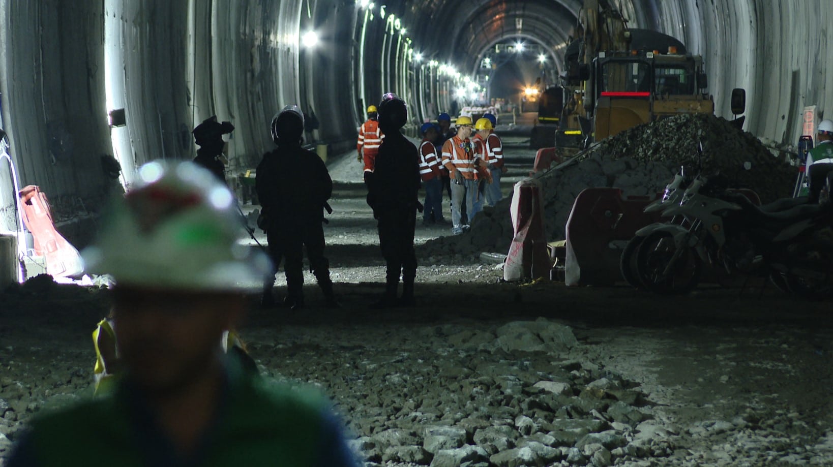 Contraloría alerta a Invías por retrasos en el Túnel del Toyo: entrada en operación se retrasaría un año