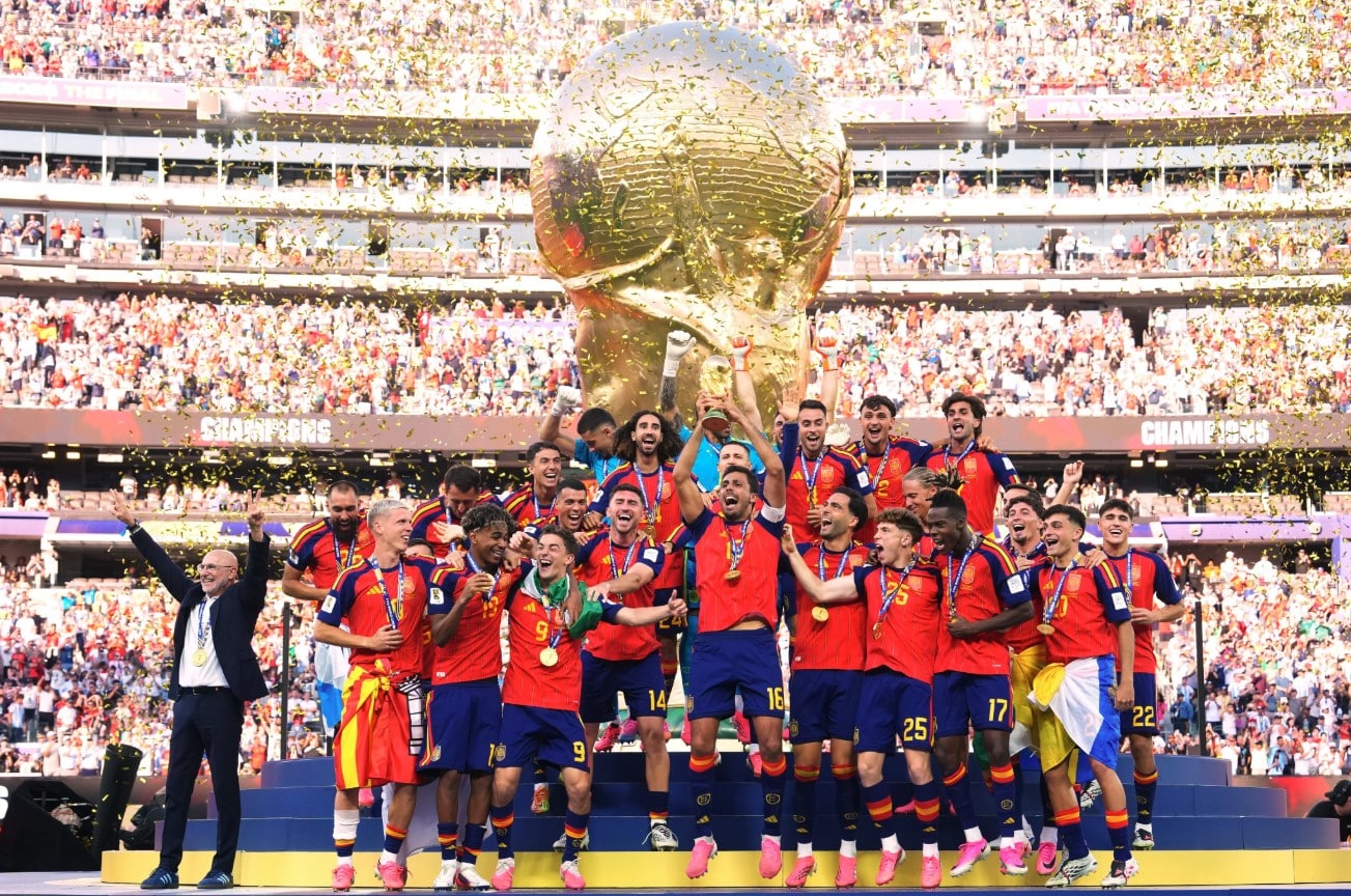 España recibió la Copa del Mundo, pero no podrá quedarse con el trofeo: esta es la razón