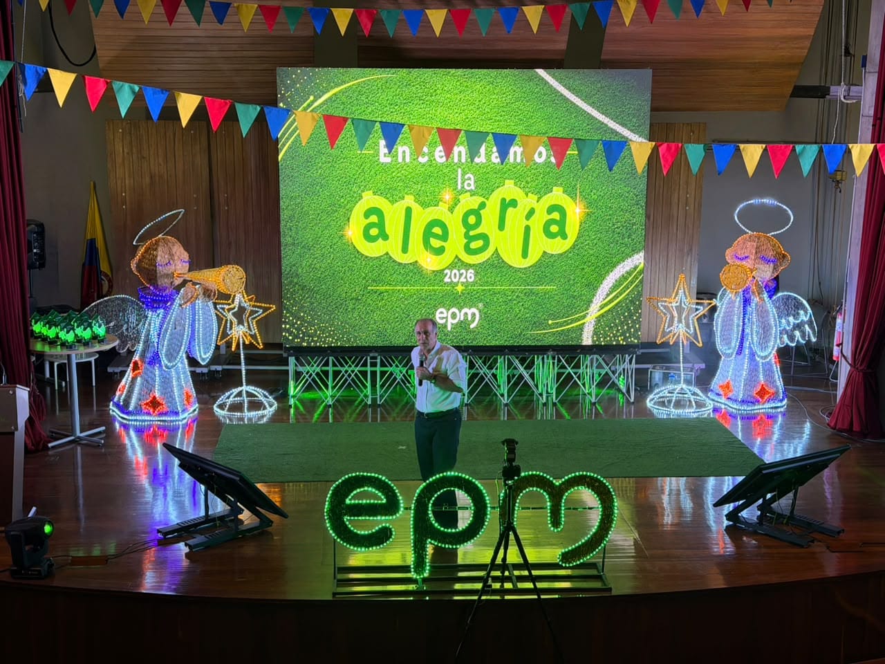 Catorce municipios de Antioquia recibirán los Alumbrados EPM en 2026