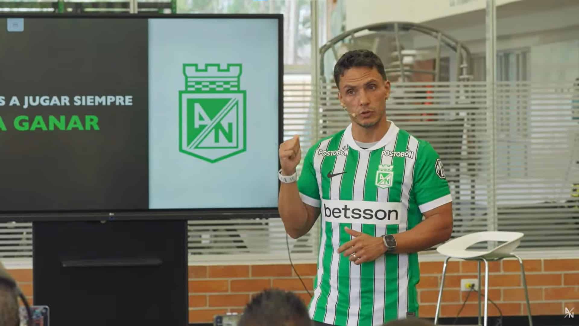 Lucas González revela los tres jugadores que busca para reforzar Atlético Nacional