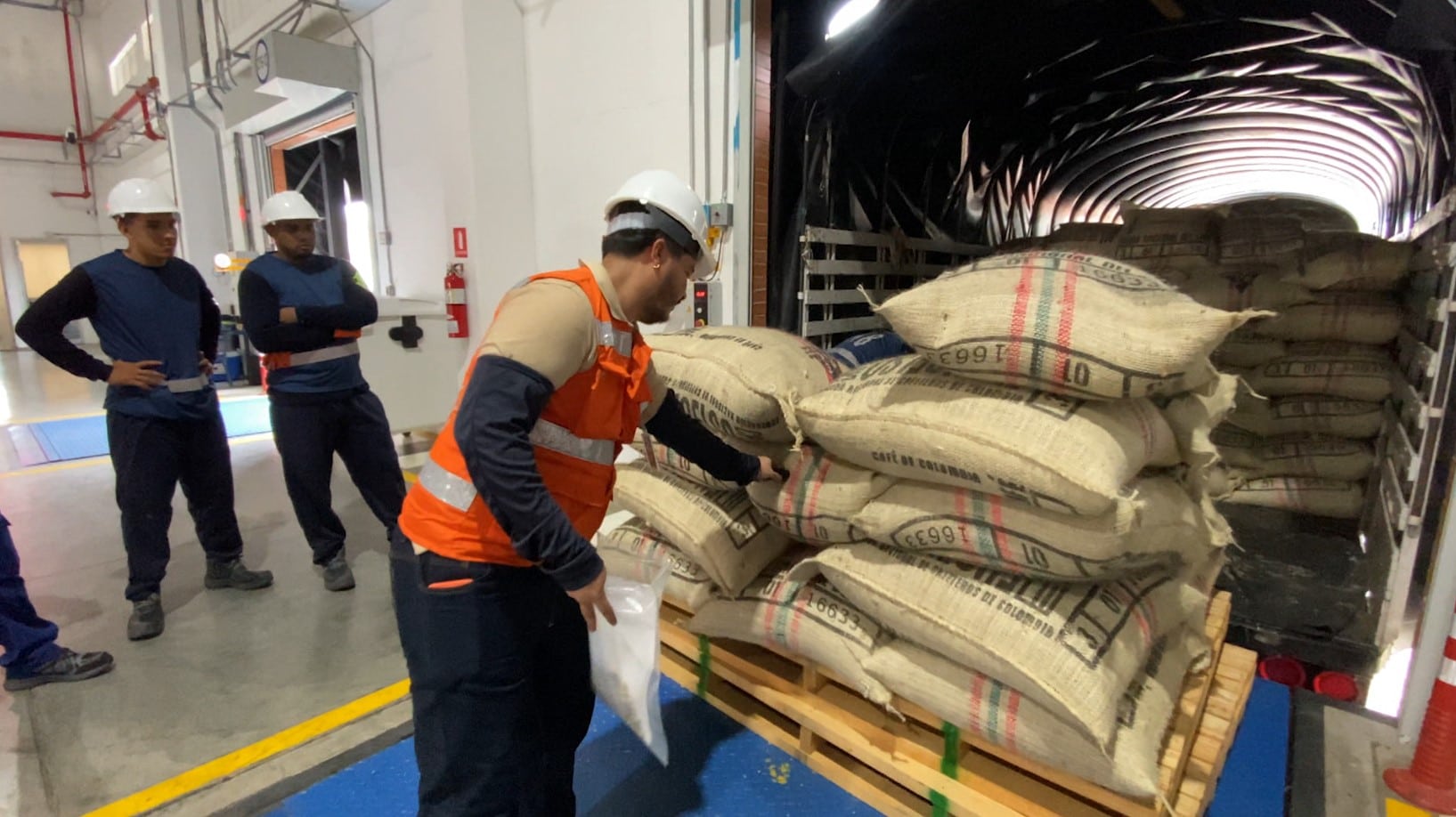 Primer café exportado desde Puerto Antioquia