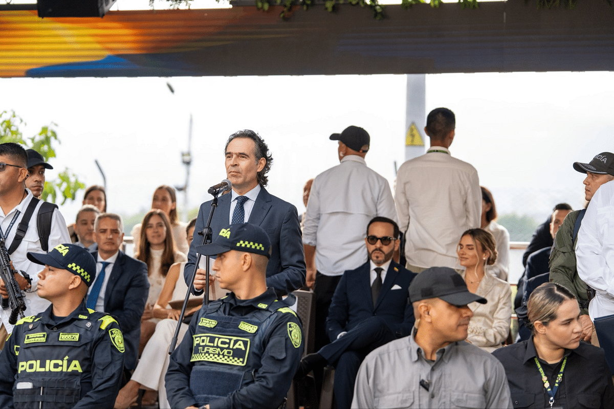 “Dentro de 19 días, Colombia tomará un rumbo distinto”: alcalde Federico Gutiérrez