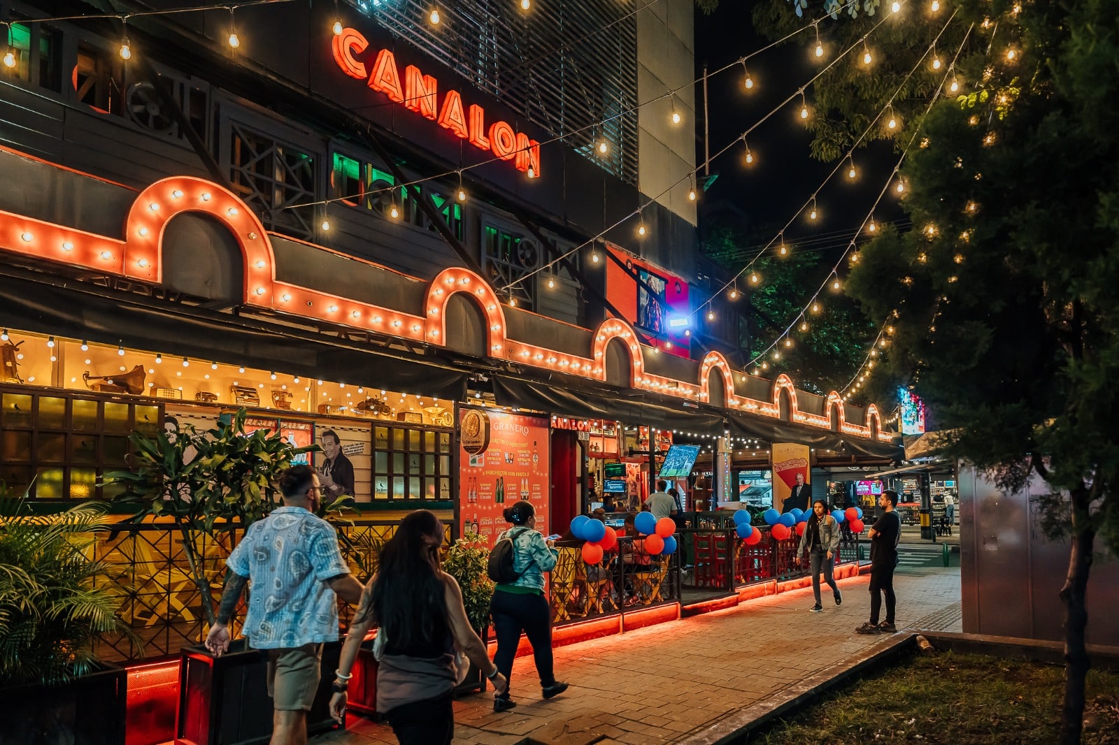 Medellín extiende horario nocturno durante la Feria de las Flores