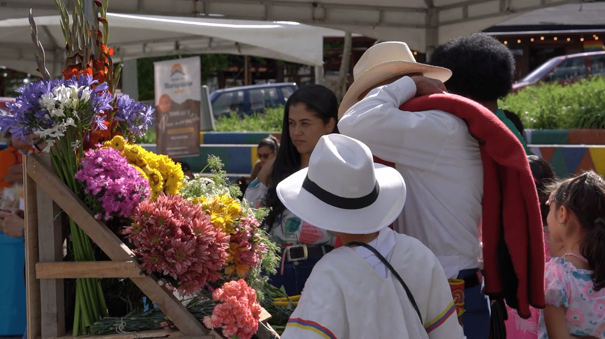 Silleteros le dan la bienvenida a la feria con el Festival de la Silleta este domingo en Santa Elena