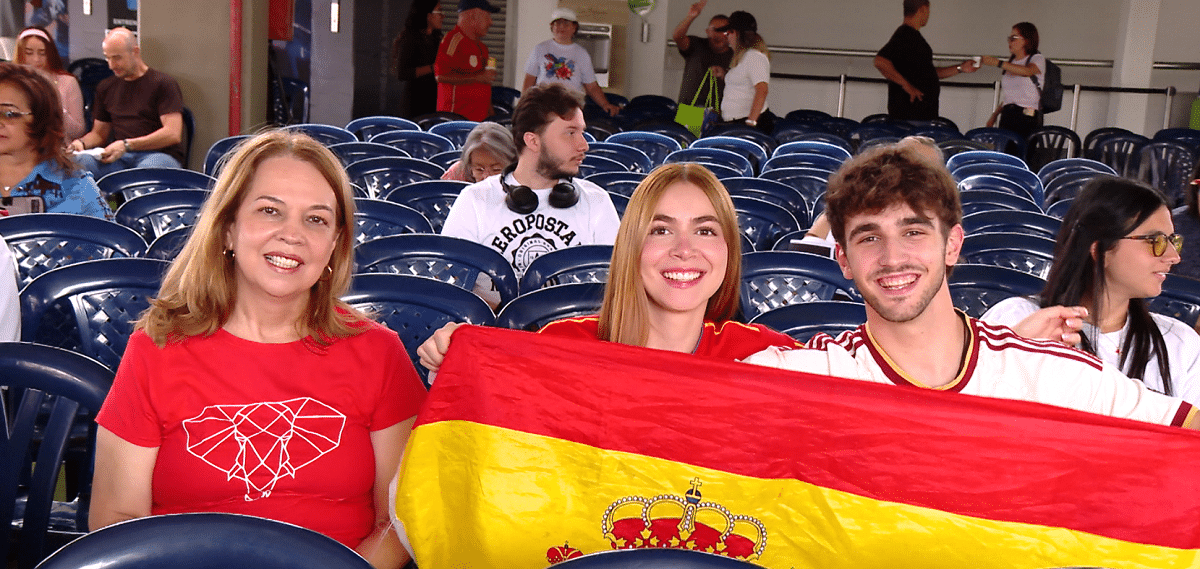La experiencia inolvidable de un hincha español en Medellín durante la victoria en el Mundial