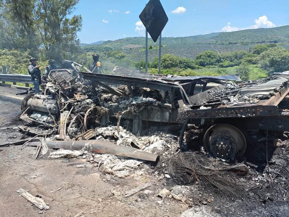 Impactante accidente en Jalisco, México, deja al menos 10 muertos
