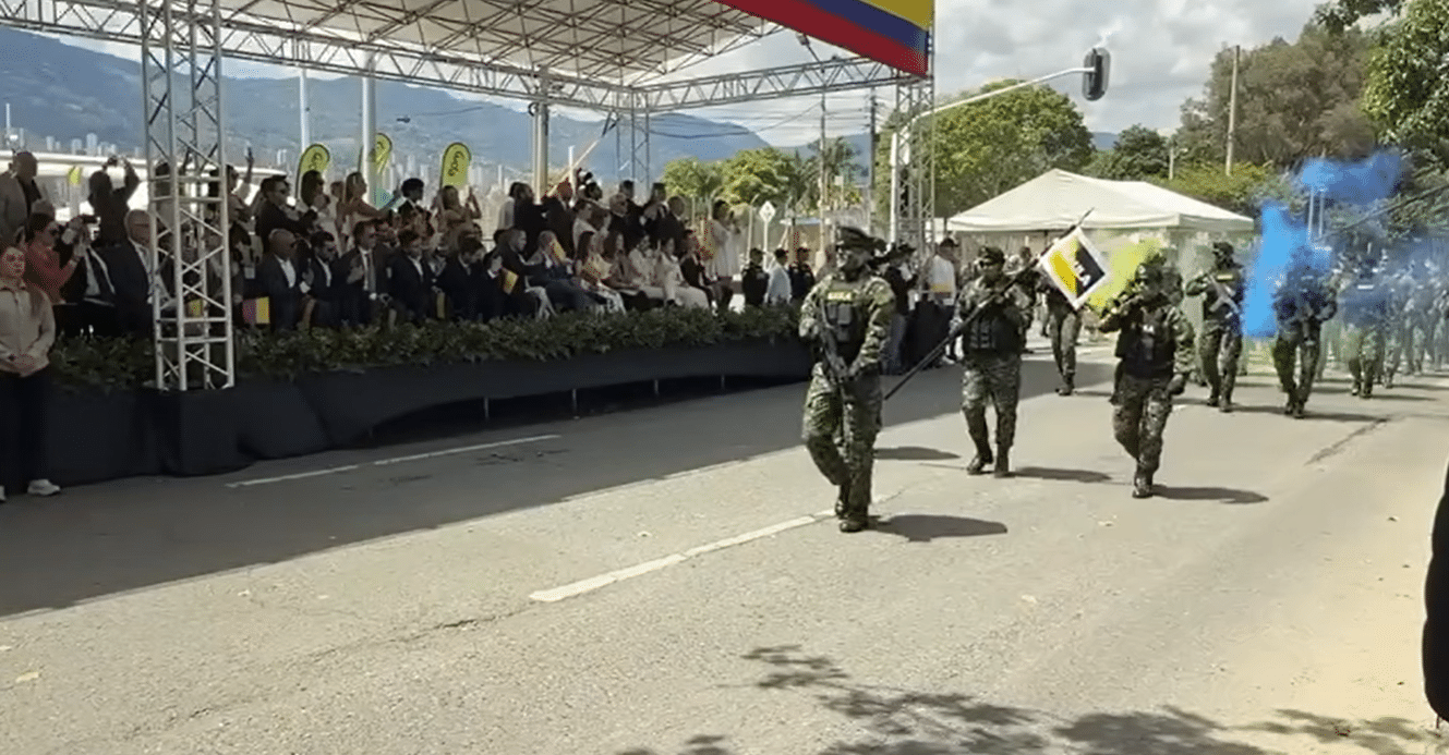 Abelardo de la Espriella asistirá a la parada militar del 20 de julio en Medellín