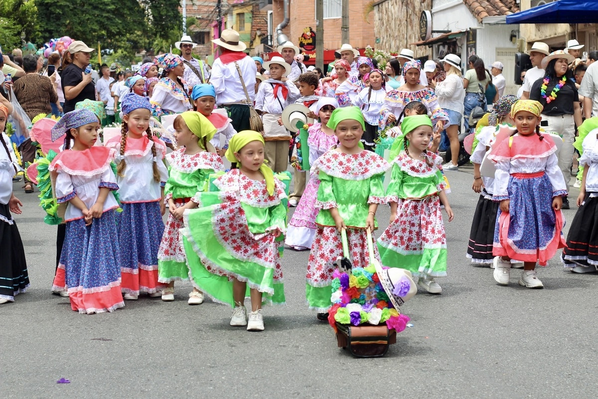 Desfile Infantil de Silleteritos de La Floresta: Un evento lleno de tradición