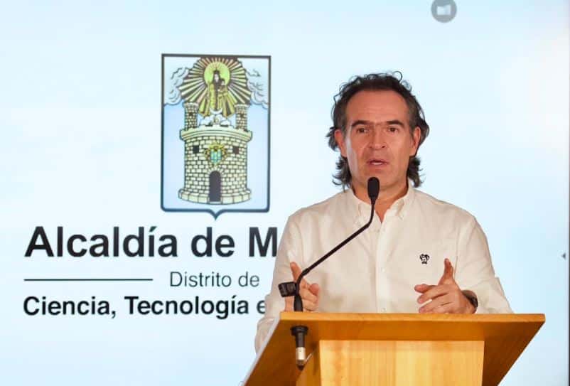 Alcalde Federico Gutiérrez presentará pruebas de presunta corrupción en la pasada administración ante el FBI en EEUU