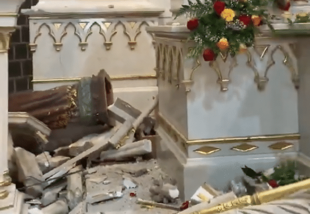 Así quedó la iglesia de Jardín y algunas calles de Jericó tras el fuerte terremoto en Colombia
