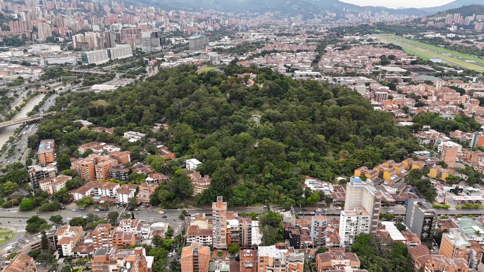¿El clima cambia antes de un terremoto? Expertos responden