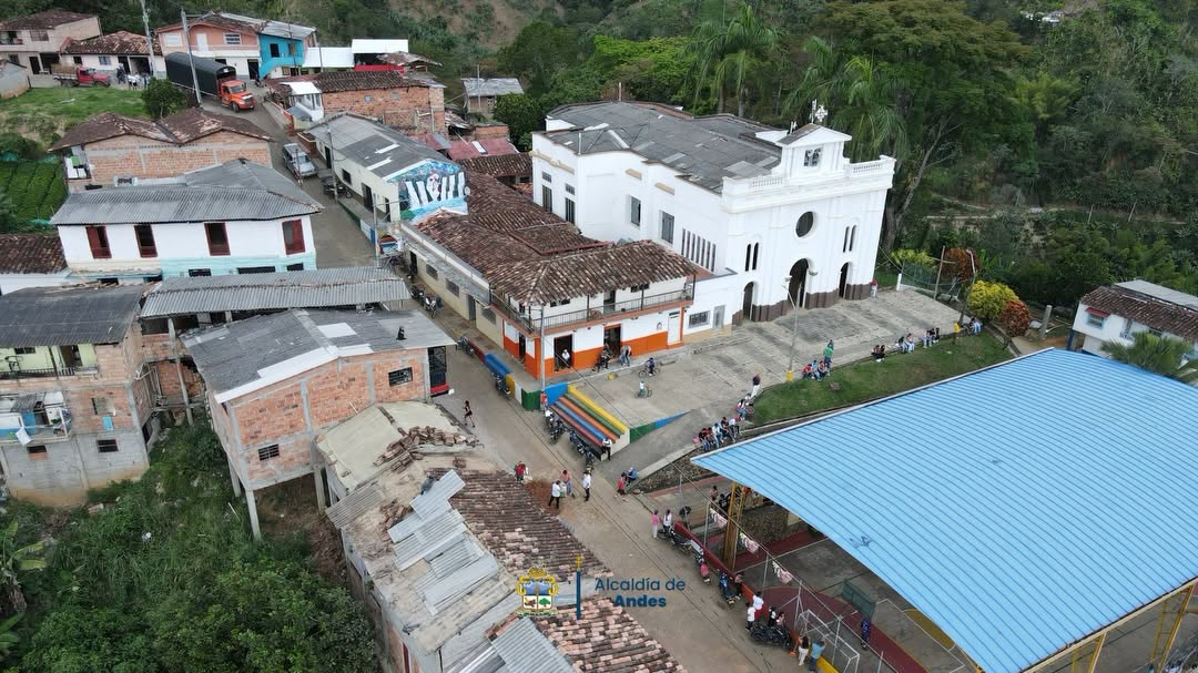 Empresarios se unen para la reconstrucción de Antioquia tras el sismo