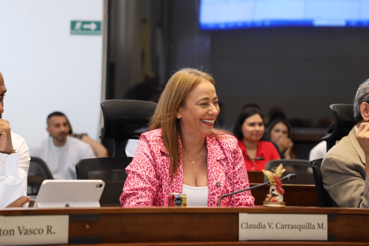 Claudia Carrasquilla será la nueva viceministra de Defensa en el gobierno de Abelardo De la Espriella