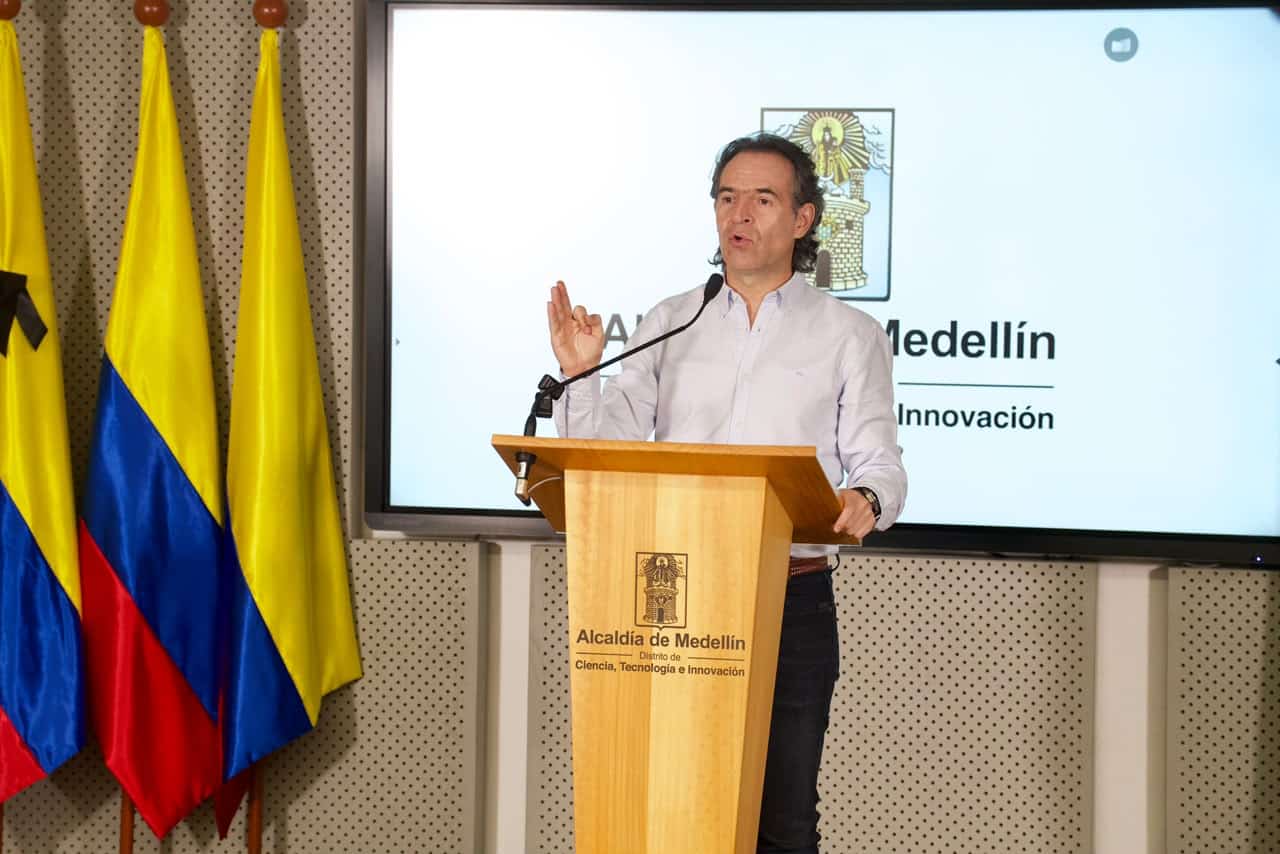 El alcalde de Medellín, Federico Gutiérrez, viaja a Estados Unidos para combatir la explotación de menores y la corrupción