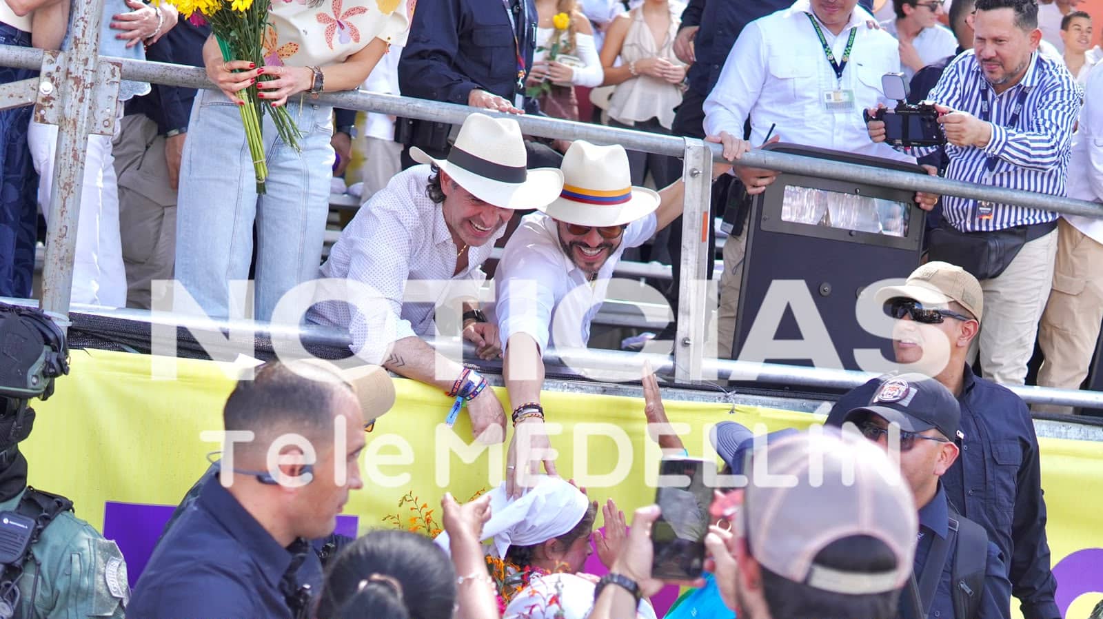 El presidente Abelardo de la Espriella asiste al Desfile de Silleteros en Medellín