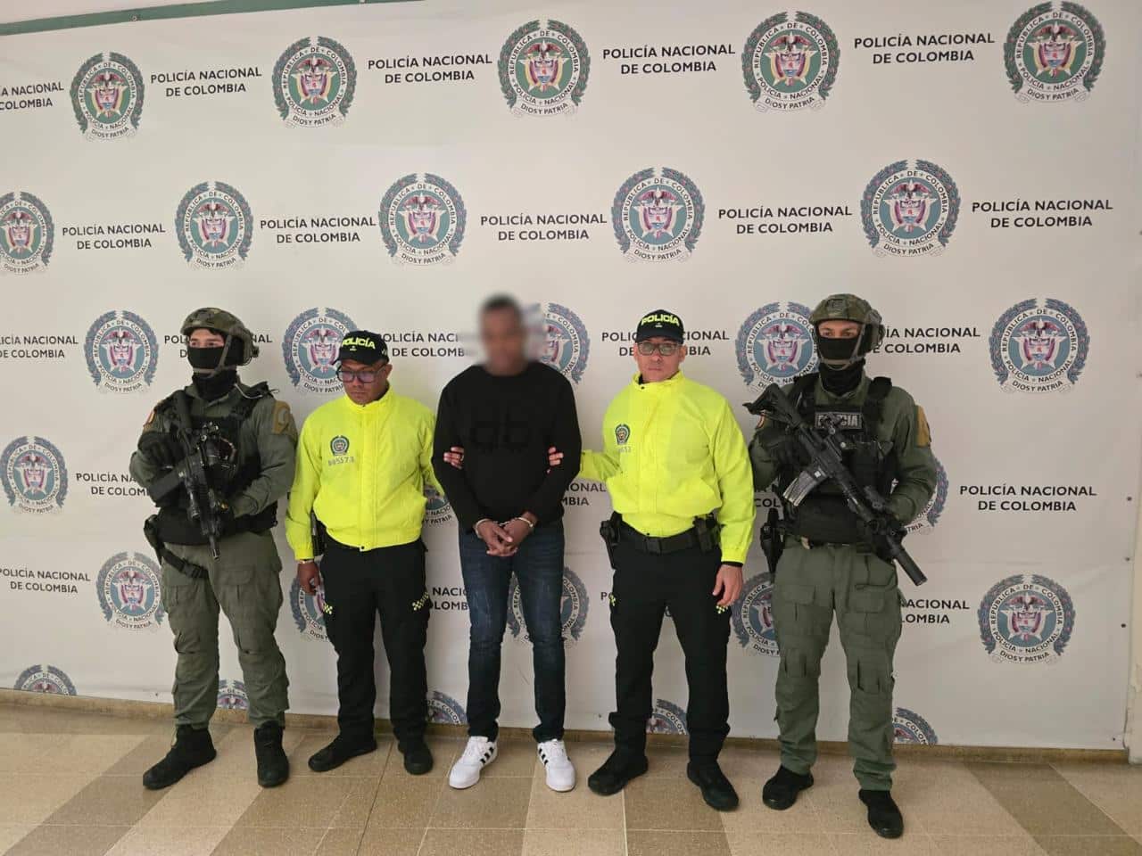 Capturan a alias 'Colombia' señalado de coordinar un grupo delincuencial en Ecuador