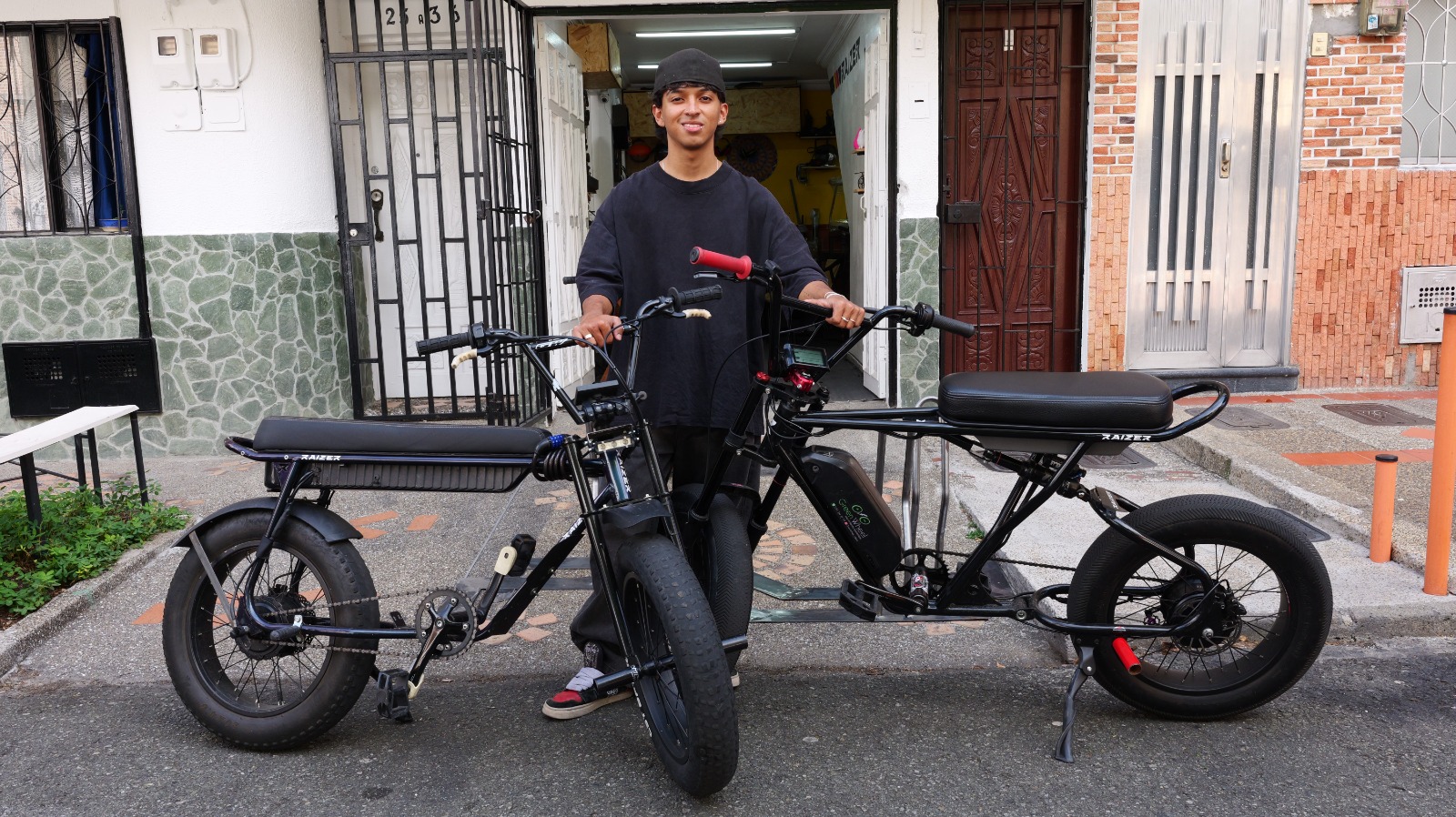 ¡Es un teso! Estudiante del ITM inventó una bicicleta eléctrica de bajo costo
