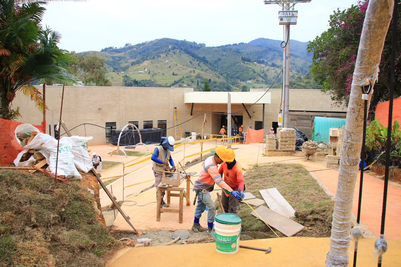Jardín infantil Buen Comienzo Chambacú de San Cristobal avanza en un 94 % y será el primero en ser entregado
