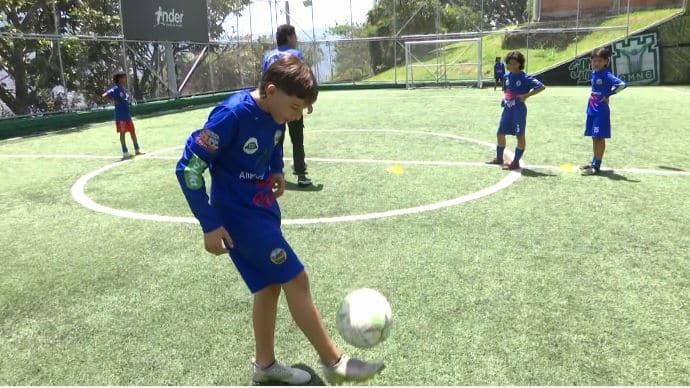 La corporación deportiva de Humberto Salazar brinda bienestar a niños de El Picacho
