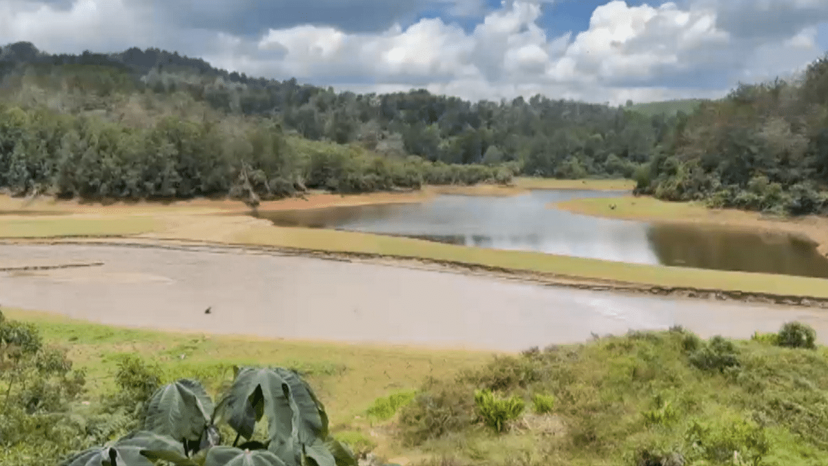 Ahorro de agua no es suficiente para compensar falta de lluvia en los embalses