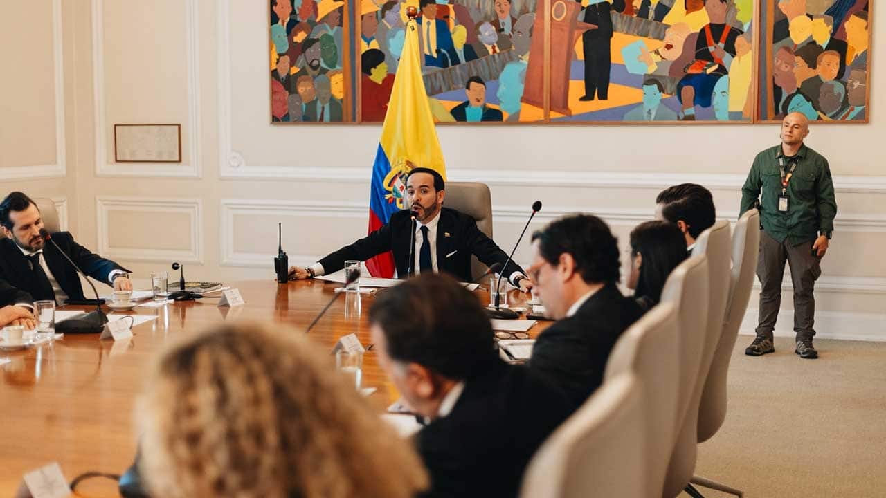 Presidente De La Espriella anuncia 'plan de choque' para mejorar la salud en el país