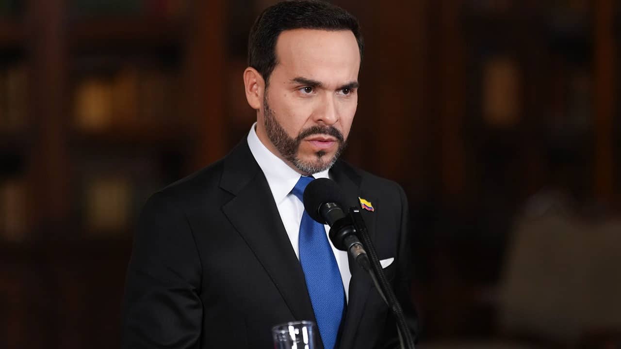 Presidente De la Espriella anuncia recursos para recuperación de la Basílica del Señor de los Milagros de Buga