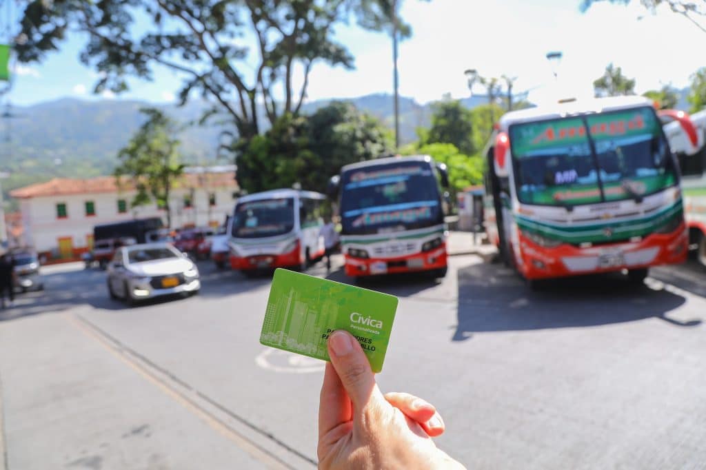 Usuarios de Coomutran ya pueden pagar sus viajes con Cívica en las rutas Medellín–Amagá y Amagá–Caldas