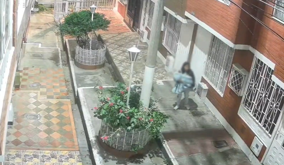 VIDEO: Consternación en Bogotá por el abandono de un bebé de un año en Kennedy