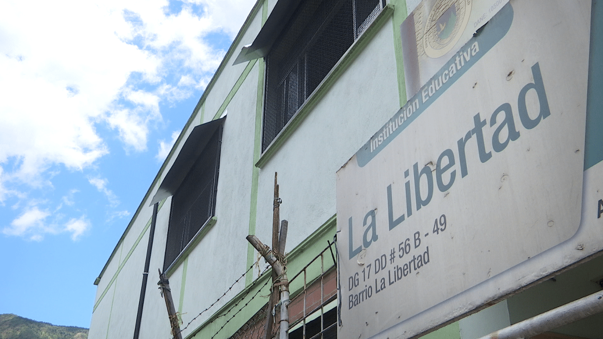 Colegios afectados por el terremoto en Medellín ya fueron intervenidos