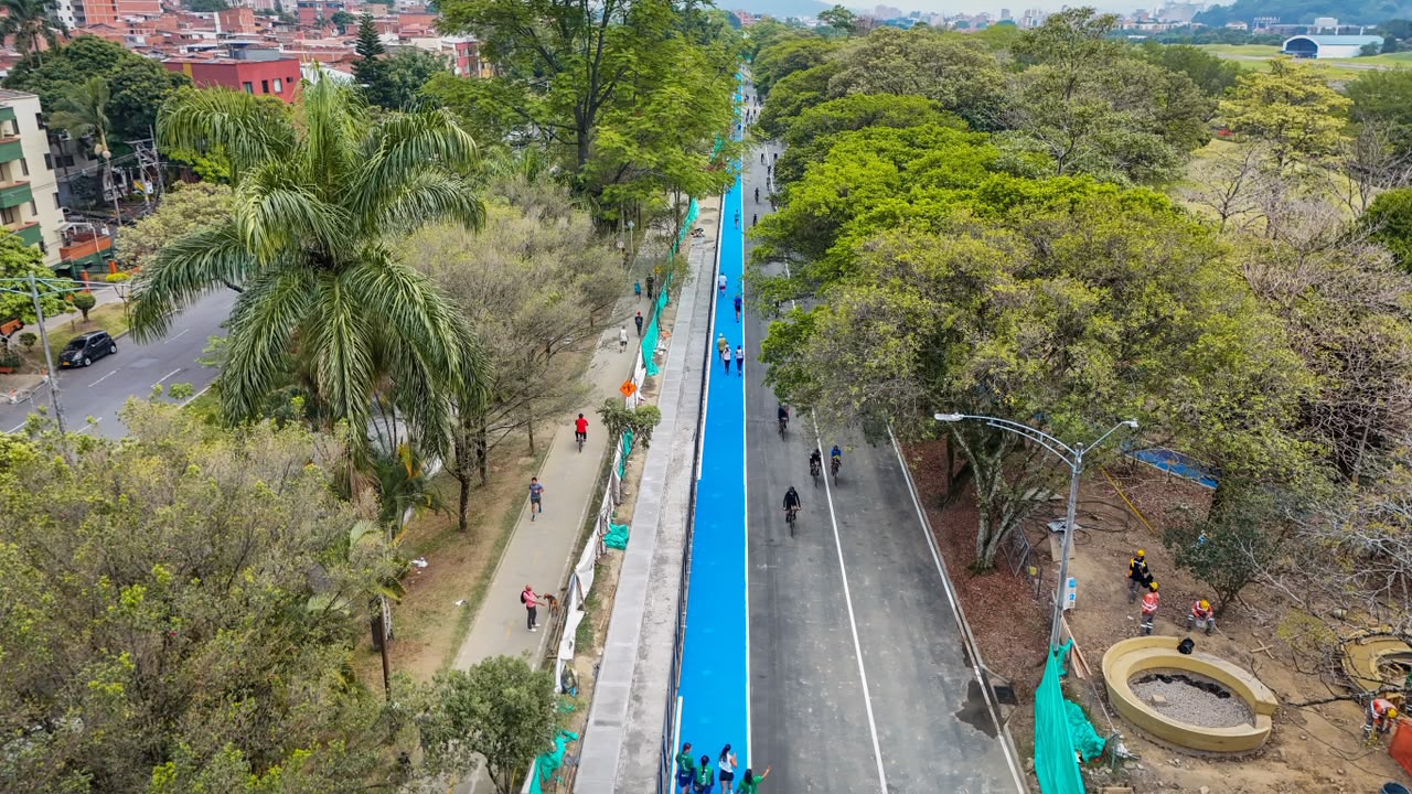 Renovación de escenarios deportivos en Medellín: un avance significativo