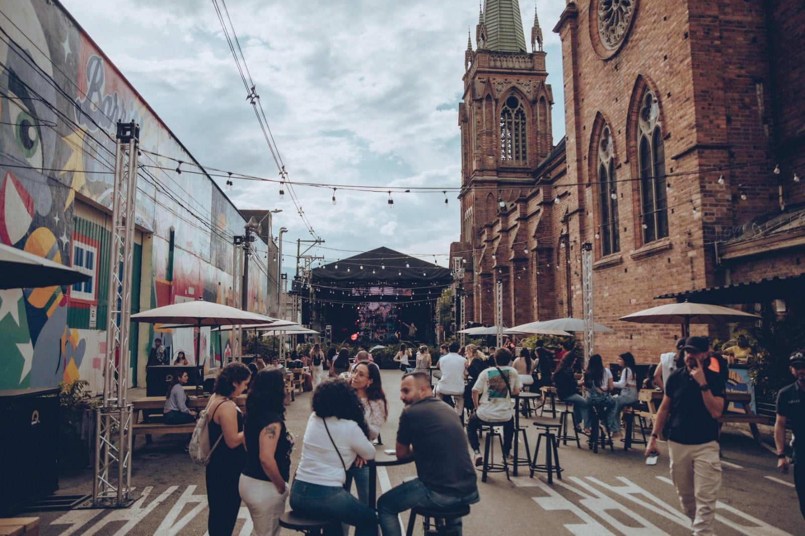 Perpetuo Socorro celebra el arte y la creatividad con una gran fiesta en el Distrito Creativo de Medellín
