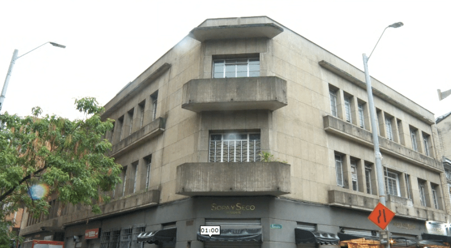 Así es el edificio Santa Clara, uno de los más antiguos del centro de Medellín con casi 100 años