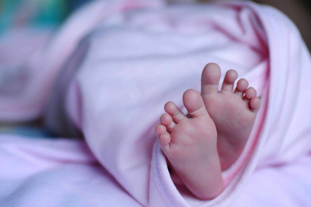 Bebé de cinco meses en estado crítico tras ser golpeada por su padre en Itagüí
