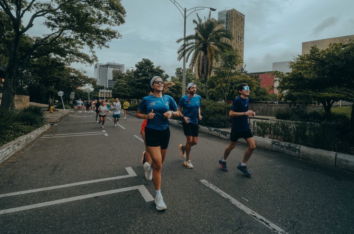 Cierres viales asics 2026