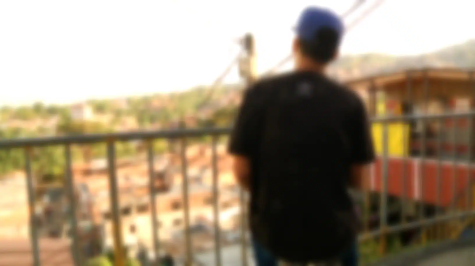 Drama del reclutamiento en Medellín: niño de 13 años y su familia tuvieron que huir amenazados por banda delincuencial