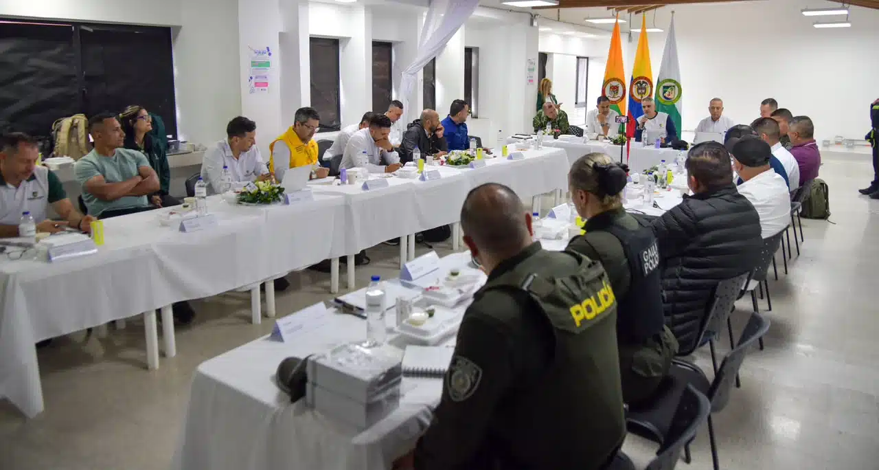 Gobernación de Antioquia ofrece recompensas por captura o abatimiento de cabecillas